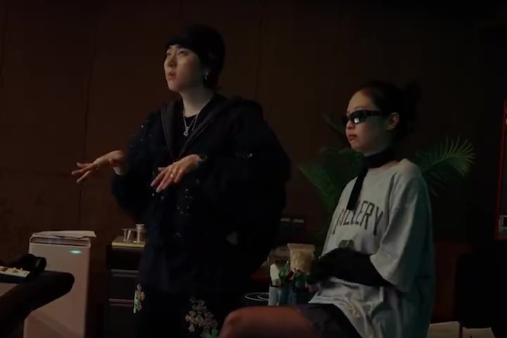 Zico Previews Comeback Track Featuring BLACKPINK’s Jennie In New Teaser